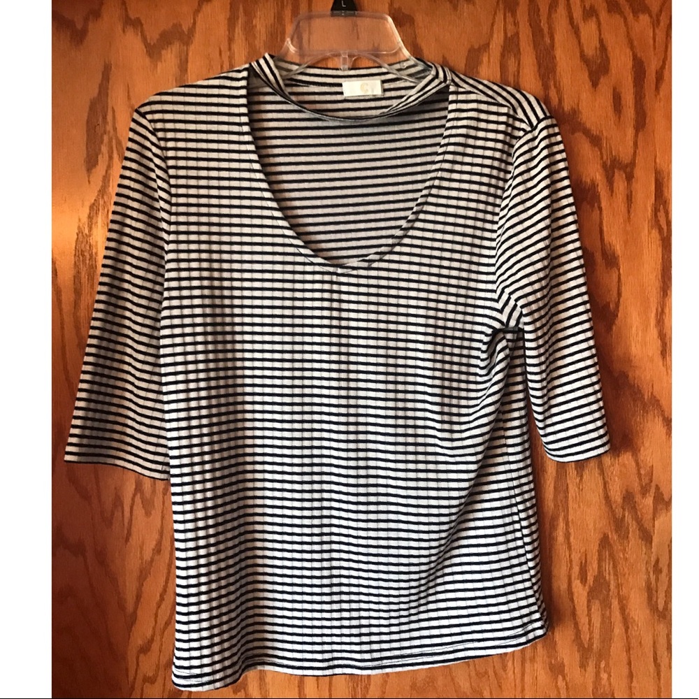 NEW Striped shirt with choker